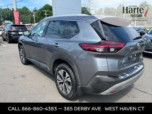 Used 2021 Nissan Rogue SV w/ Premium Package AWD/4WD image 3
