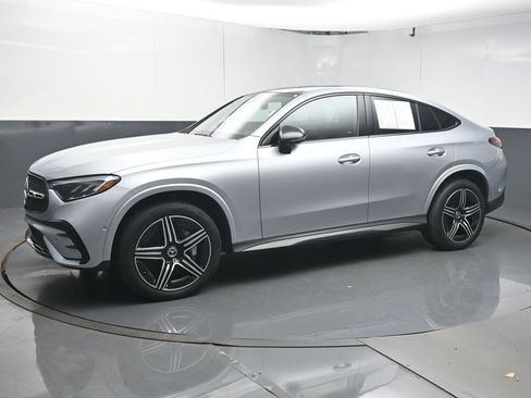 Used 2024 Mercedes-Benz GLC 300 4MATIC image 5
