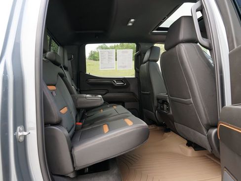 Used 2024 GMC Sierra 1500 AT4 image 27