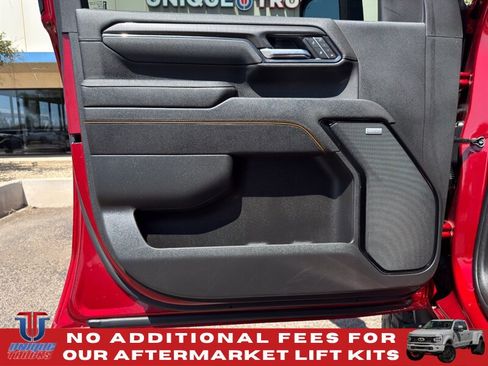 Used 2025 GMC Sierra 3500 AT4 w/ AT4 Premium Plus Package AWD/4WD image 17