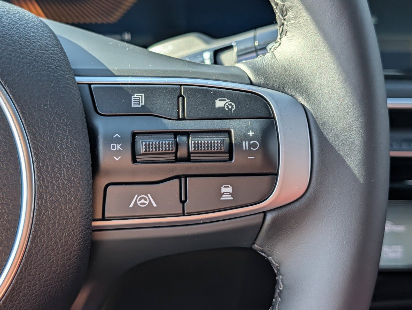 New 2027 Kia K5 GT-Line AWD/4WD image 38