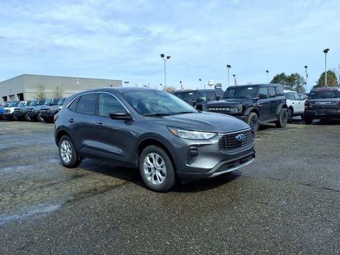 Used 2024 Ford Escape Active image 3