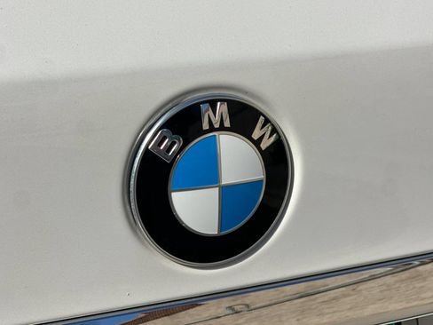 Used 2015 BMW 740Ld xDrive AWD/4WD image 25