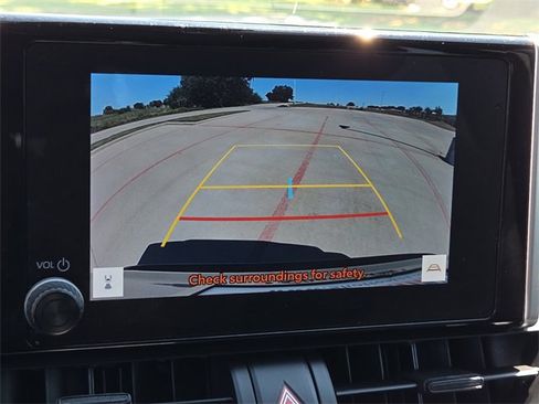 Used 2023 Toyota RAV4 LE image 19