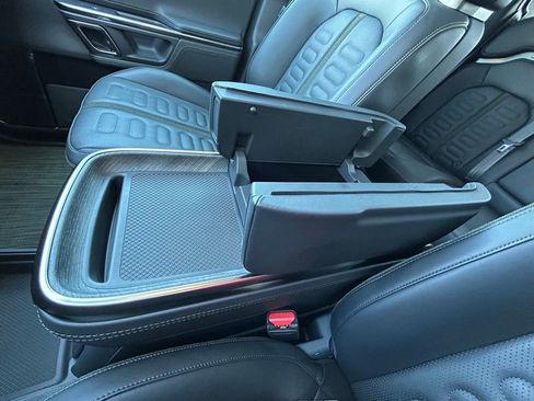 Used 2022 Rivian R1T Adventure image 28