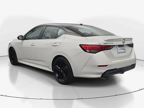 Used 2023 Nissan Sentra SR w/ SR Premium Package FWD image 6