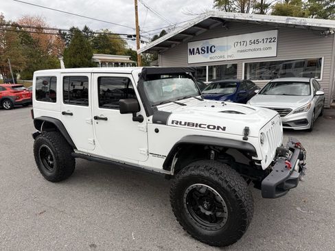 Used 2016 Jeep Wrangler Unlimited Rubicon image 33