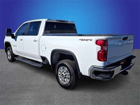 Used 2024 Chevrolet Silverado 2500 LT image 6