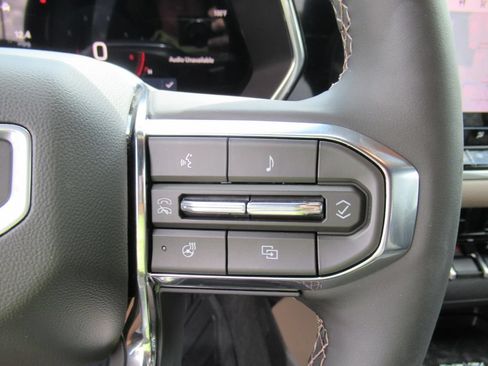 New 2026 GMC Canyon Denali AWD/4WD image 24