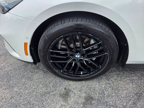 Used 2025 BMW 540i xDrive w/ Premium Package AWD/4WD image 7