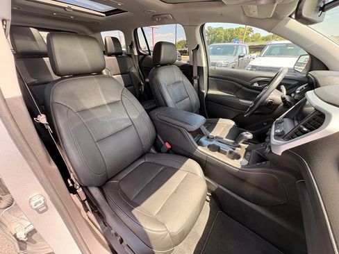 Used 2019 GMC Acadia SLT FWD image 31