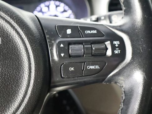 Used 2017 Kia Sorento AWD w/ LX Convenience Package image 33