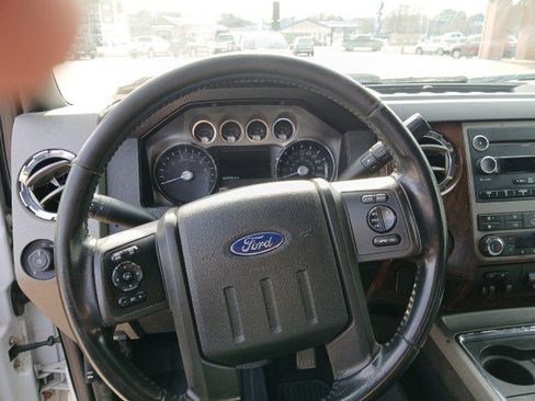 Used 2012 Ford F350 Lariat w/ Lariat Interior Pkg image 8