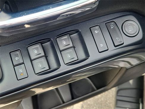 Used 2014 Chevrolet Silverado 1500 LT image 19