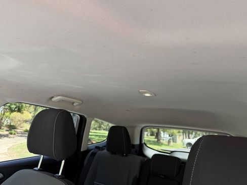 Used 2015 Ford Escape SE w/ Equipment Group 201A FWD image 11