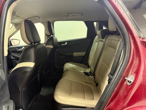 Used 2020 Ford Escape Titanium image 24