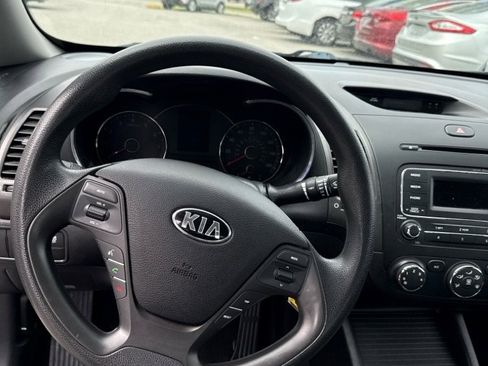 Used 2016 Kia Forte LX image 5