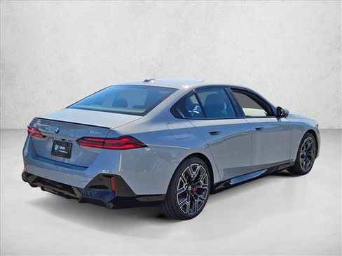 New 2026 BMW 530i w/ M Sport Package RWD image 2