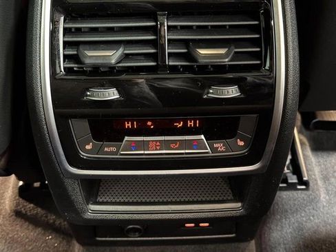 New 2026 BMW X5 xDrive50e image 11