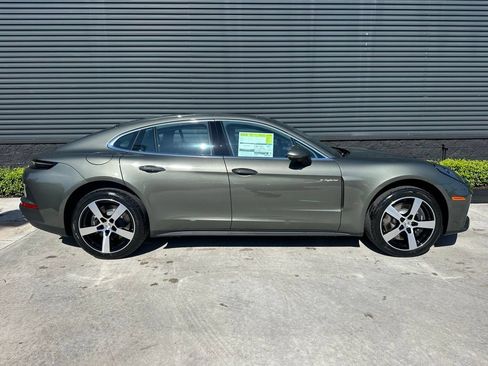 Used 2026 Porsche Panamera 4 E-Hybrid AWD/4WD image 10