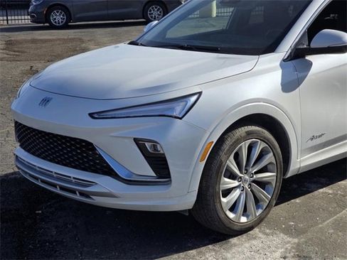 Used 2024 Buick Envista Avenir image 15