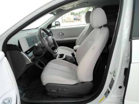 Used 2022 Hyundai Ioniq 5 SEL w/ Cargo Package RWD image 13