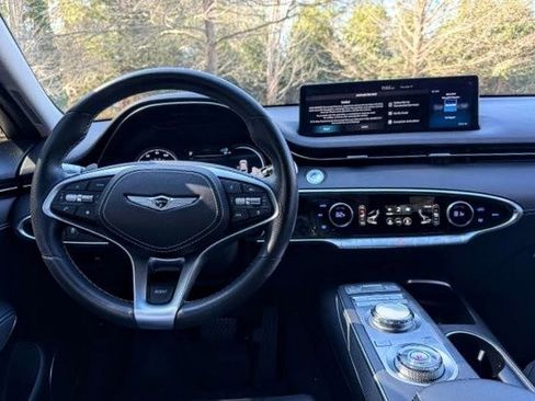 Used 2024 Genesis Electrified GV70 Advanced image 6