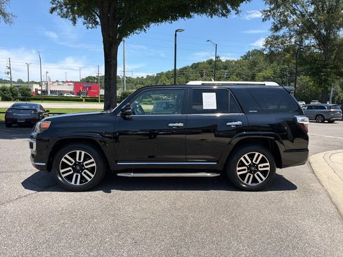 Used 2017 Toyota 4Runner Limited RWD image 7