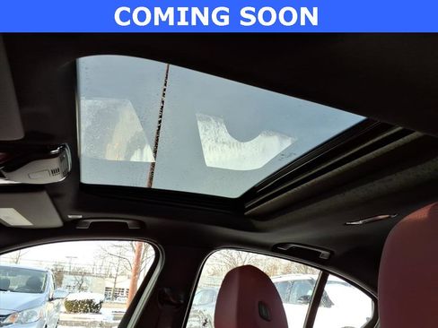 Used 2025 BMW 330i xDrive Sedan w/ M Sport Package image 11