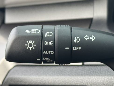 New 2025 Toyota Tacoma SR5 image 22