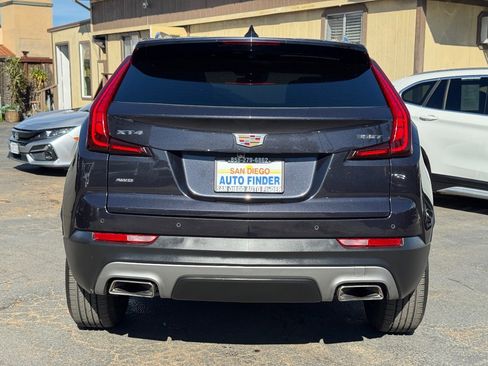 Used 2023 Cadillac XT4 Premium Luxury image 12