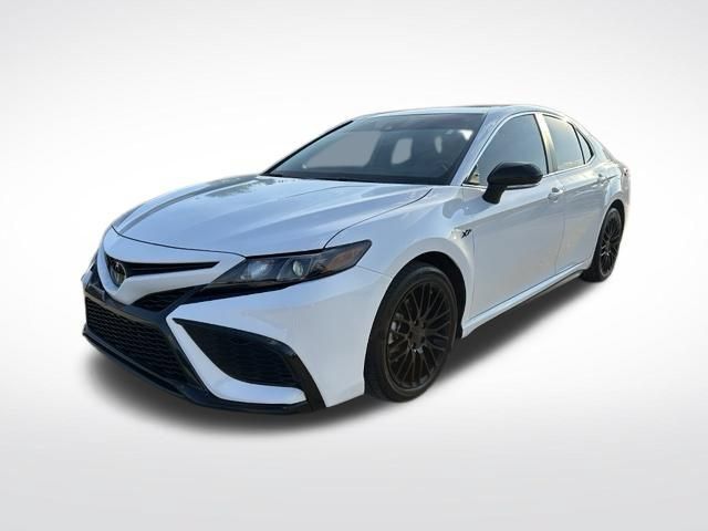 Used 2023 Toyota Camry SE w/ Convenience Package FWD image 12