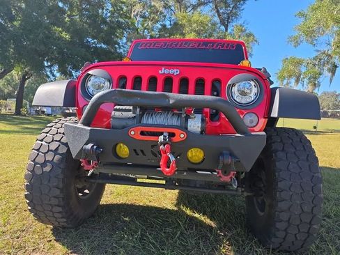 Used 2017 Jeep Wrangler Unlimited Sport w/ Connectivity Group image 12