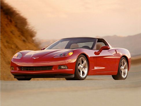 Used 2007 Chevrolet Corvette Coupe w/ Preferred Equipment Group RWD image 1
