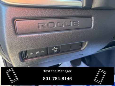 Used 2023 Nissan Rogue S image 13