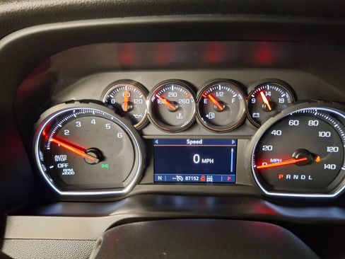 Used 2019 Chevrolet Silverado 1500 LT w/ All-Star Edition AWD/4WD image 9