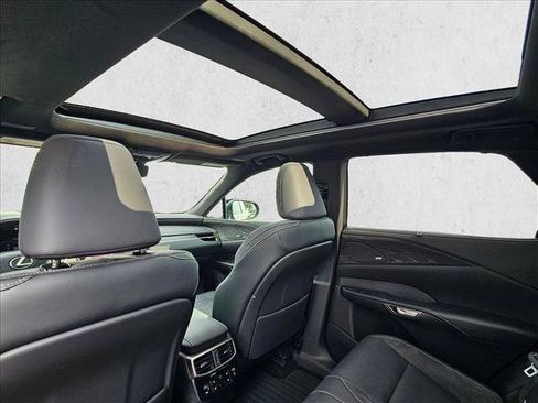 Used 2024 Lexus RX 350 AWD image 19