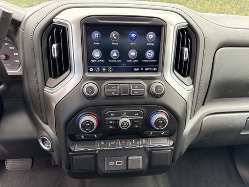 Used 2021 Chevrolet Silverado 1500 LT AWD/4WD image 22