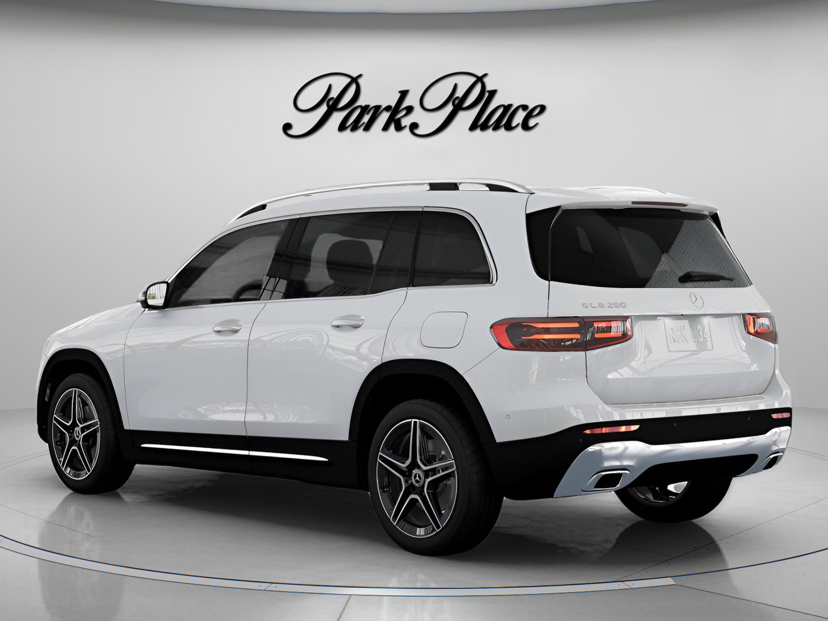 Used 2026 Mercedes-Benz GLB 250 image 12