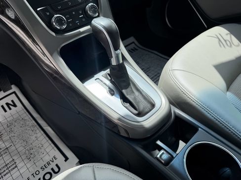 Used 2015 Buick Verano w/ Comfort Package FWD image 17