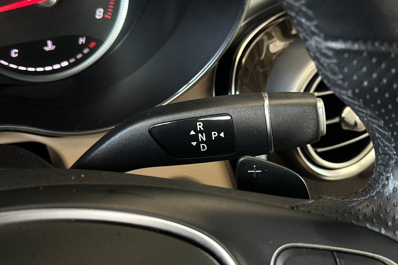Used 2019 Mercedes-Benz GLC 300 image 21