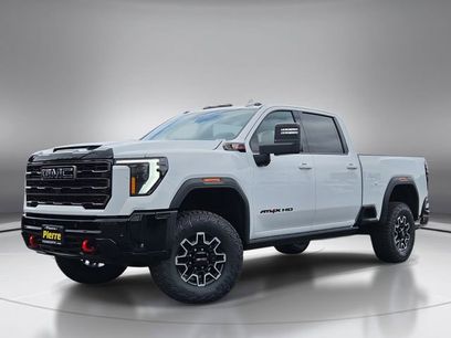 New 2026 GMC Sierra 2500 AT4X w/ LPO, Black Badging Package