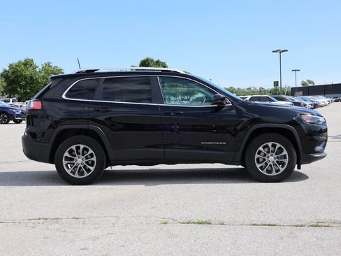 Used 2020 Jeep Cherokee Latitude Plus w/ Cold Weather Group AWD/4WD image 7