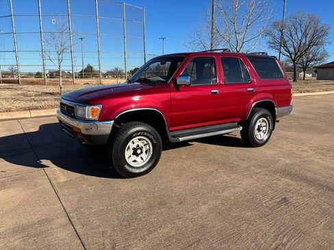Used 1995 Toyota 4Runner SR5 image 2
