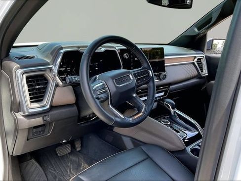 Used 2023 GMC Canyon Denali AWD/4WD image 12