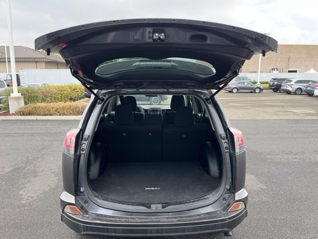 Used 2017 Toyota RAV4 LE w/ Carpet Mat Package FWD image 9