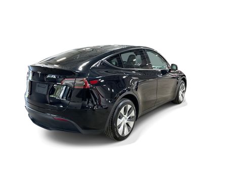 Certified 2023 Tesla Model Y Long Range AWD/4WD image 6