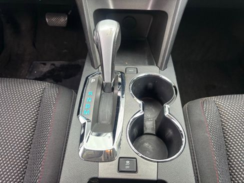 Used 2012 Chevrolet Equinox LT image 24