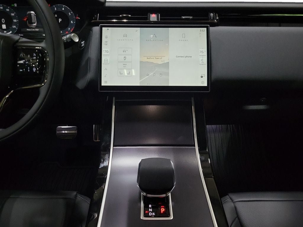 New 2026 Land Rover Range Rover Velar Dynamic SE AWD/4WD image 26