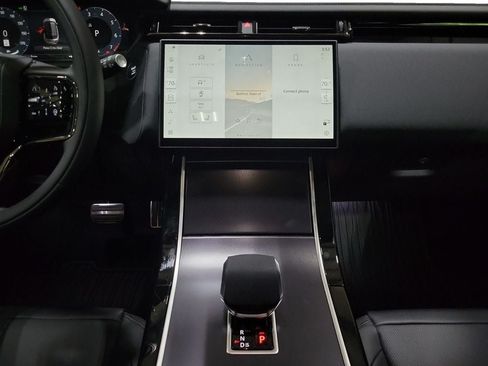New 2026 Land Rover Range Rover Velar Dynamic SE AWD/4WD image 26